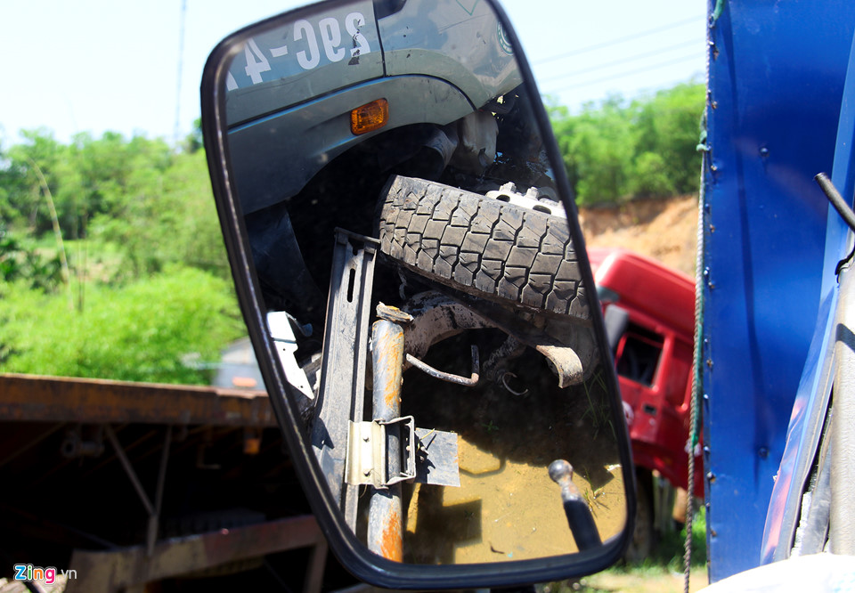 Nghĩa địa xe gặp nạn ở dốc Cun